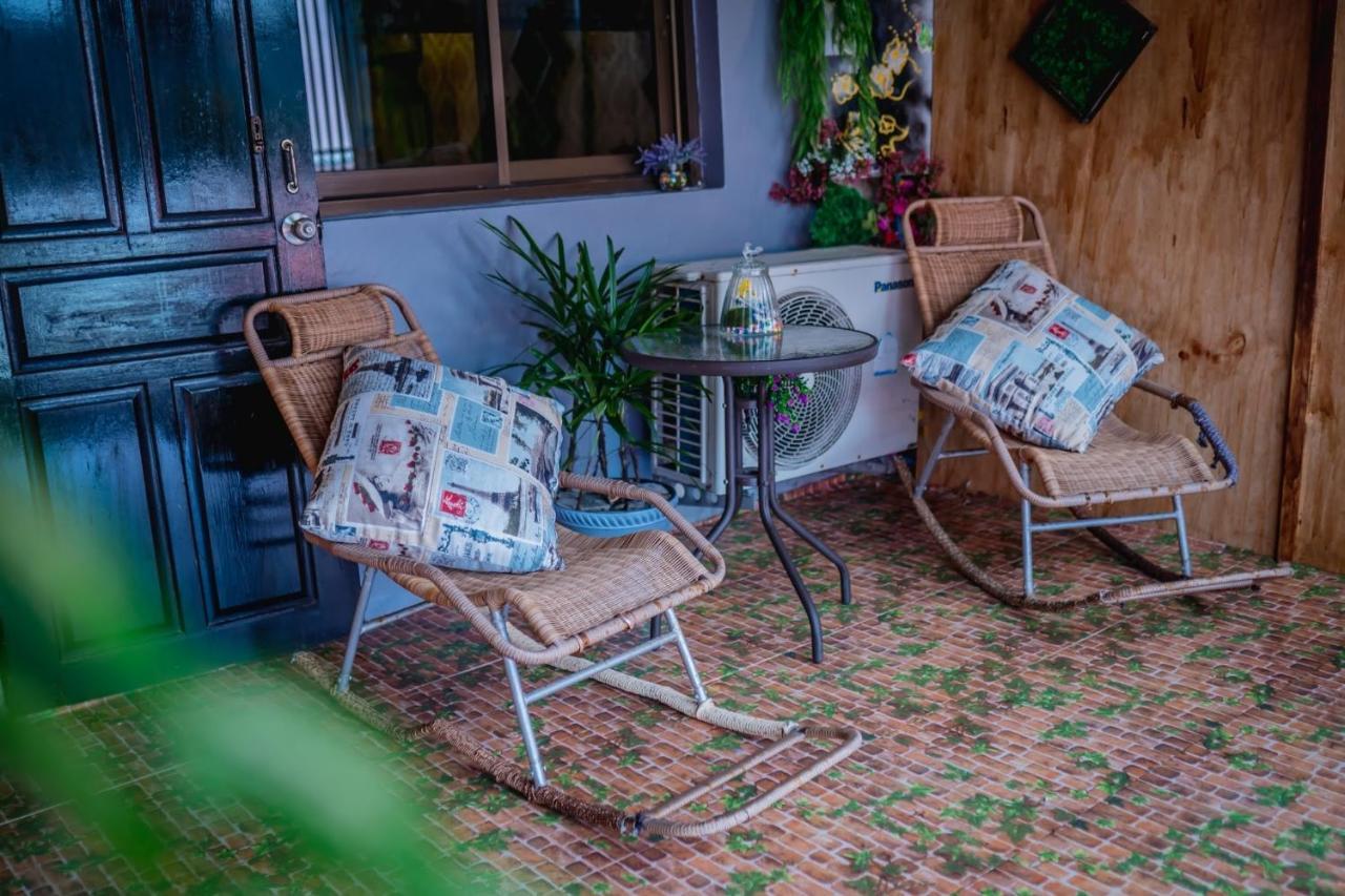 Menulis Coolly House Patong Bed & Breakfast Dış mekan fotoğraf