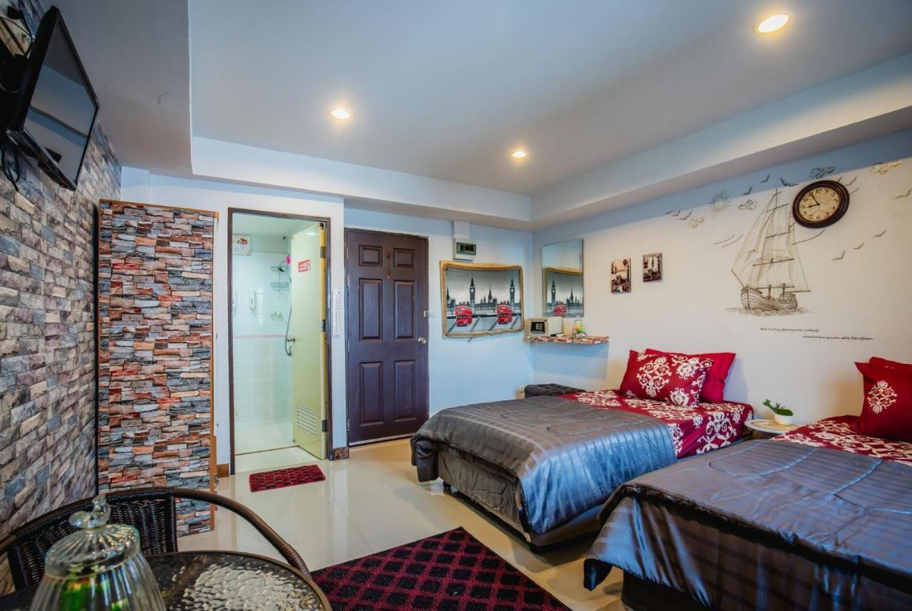 Menulis Coolly House Patong Bed & Breakfast Dış mekan fotoğraf