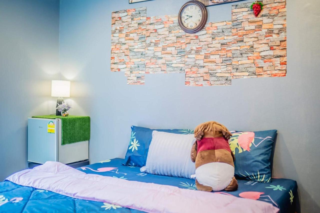 Menulis Coolly House Patong Bed & Breakfast Dış mekan fotoğraf