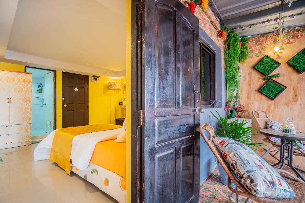 Menulis Coolly House Patong Bed & Breakfast Dış mekan fotoğraf